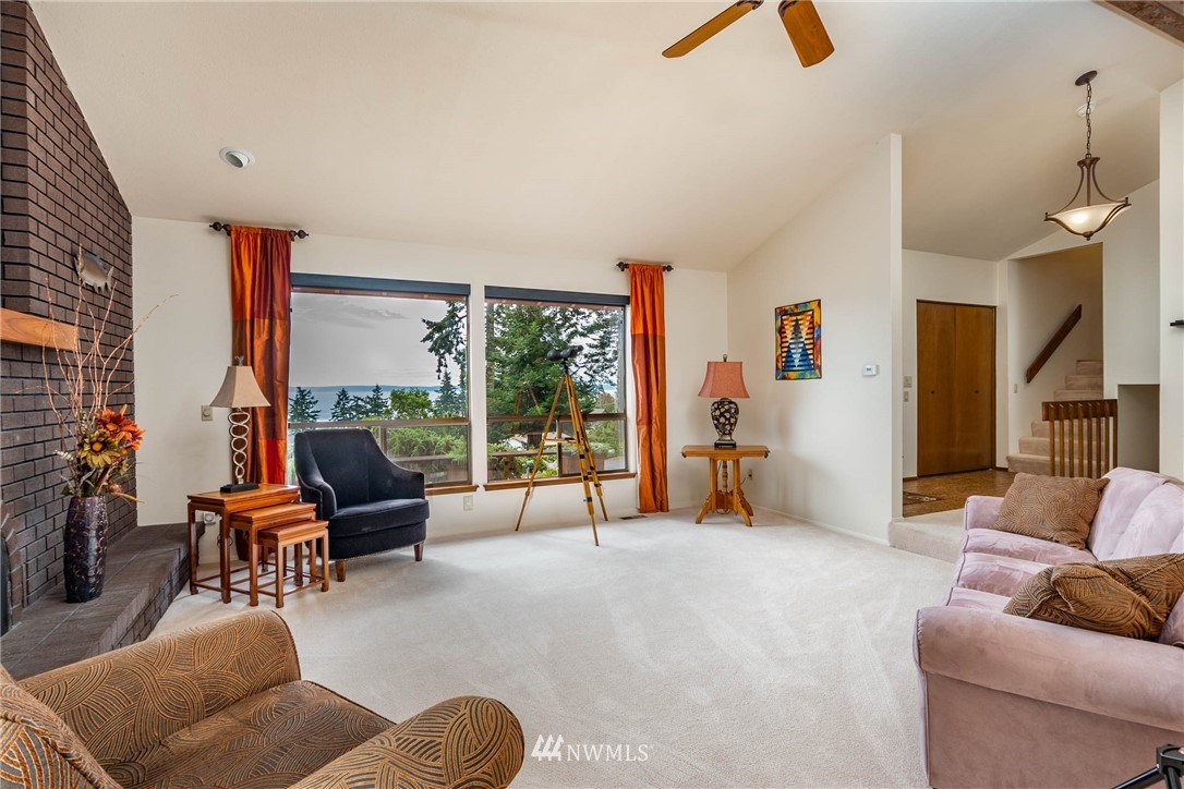 1575 Polnell Road Oak Harbor, WA 98277 - Photo 8 of 38 Gallery Image 8
