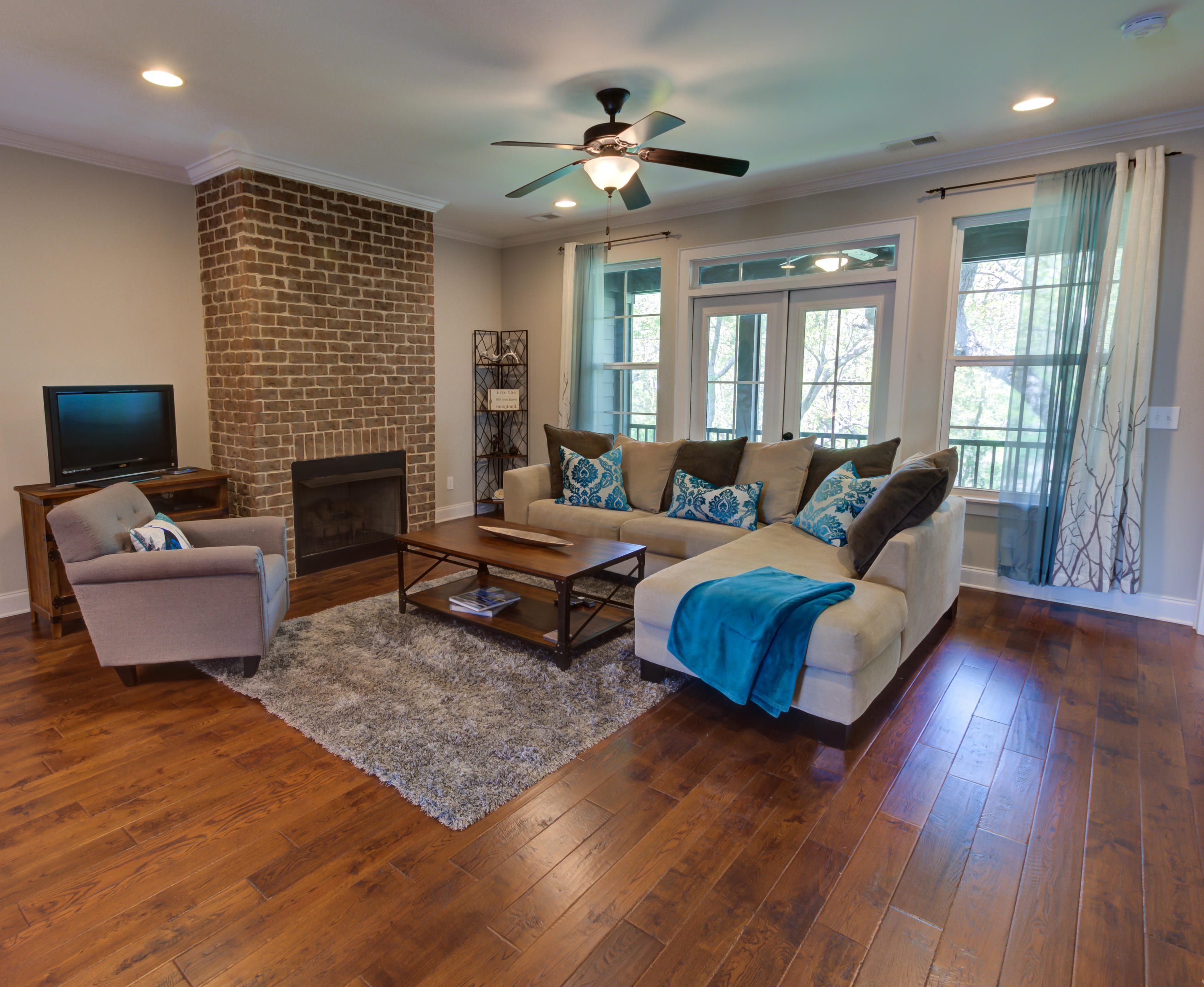 249 Slipper Shell Court Mount Pleasant, SC 29464 - Photo 5 of 29 249 Slipper Shell primary 00016
