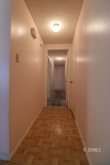537 South Fairview Street Ridgecrest, CA 93555 - Photo 18 of 35 a view of a hallway