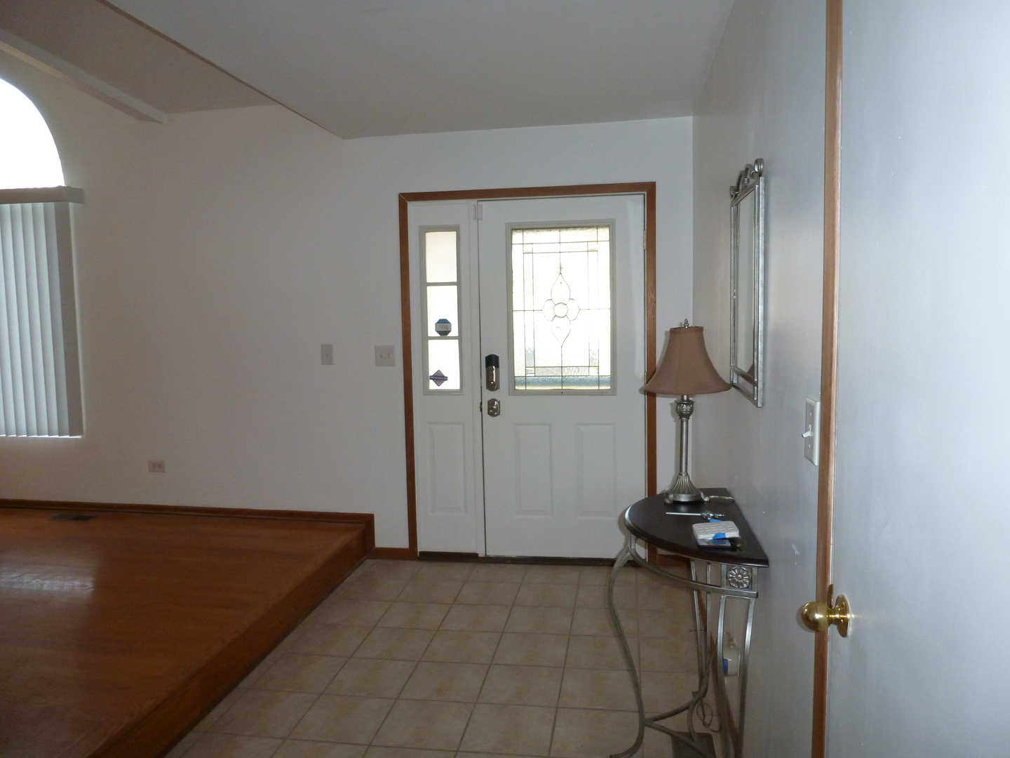 16212 Trumbull Avenue Markham, IL 60428 - Photo 3 of 36 a view of room with windows
