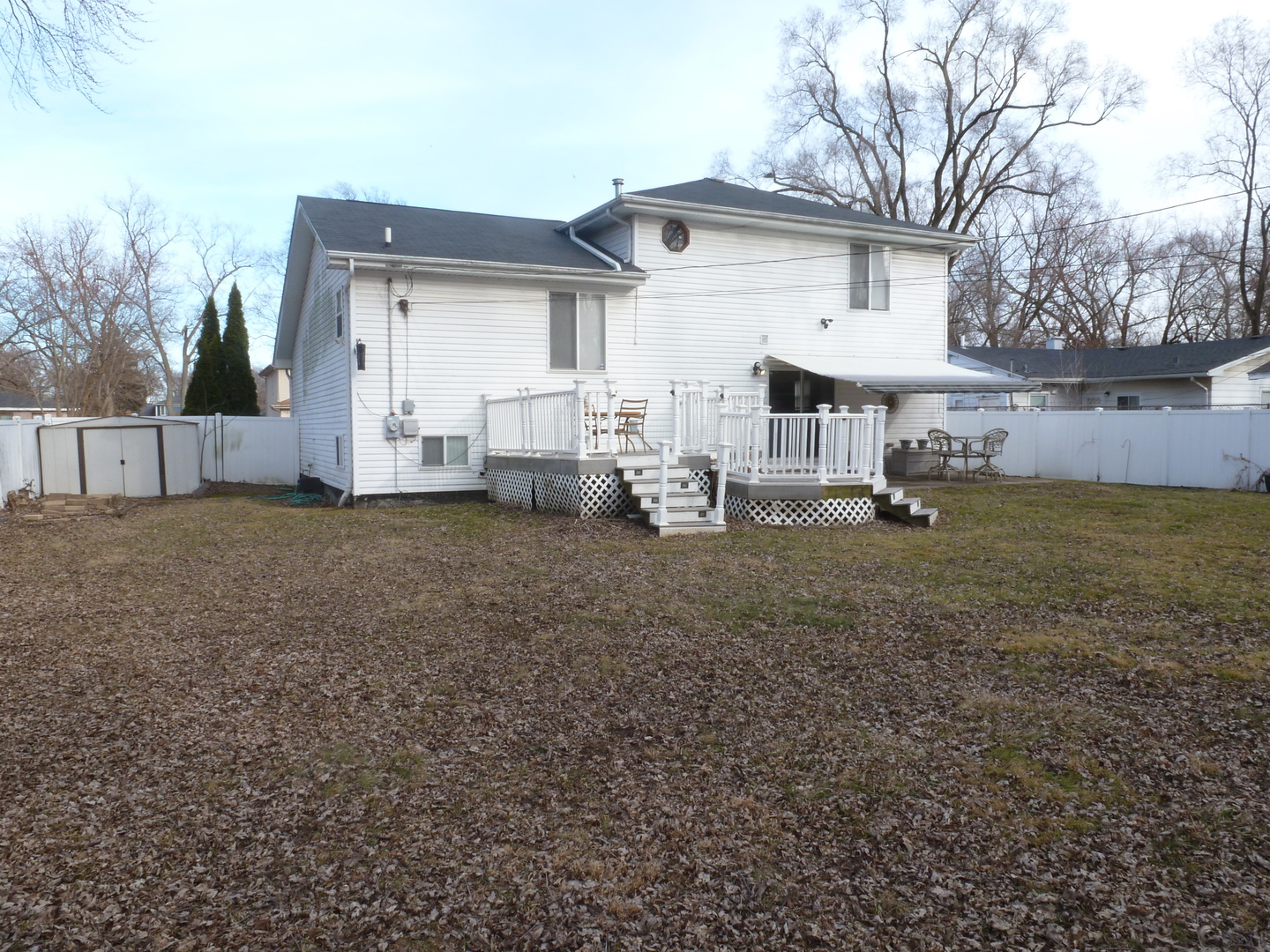16212 Trumbull Avenue Markham, IL 60428 - Photo 34 of 36 a view of a house with a back yard