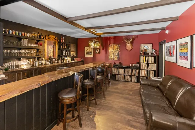 $1,179,000 | 770 John Shultis Road, Roxbury, NY 12421