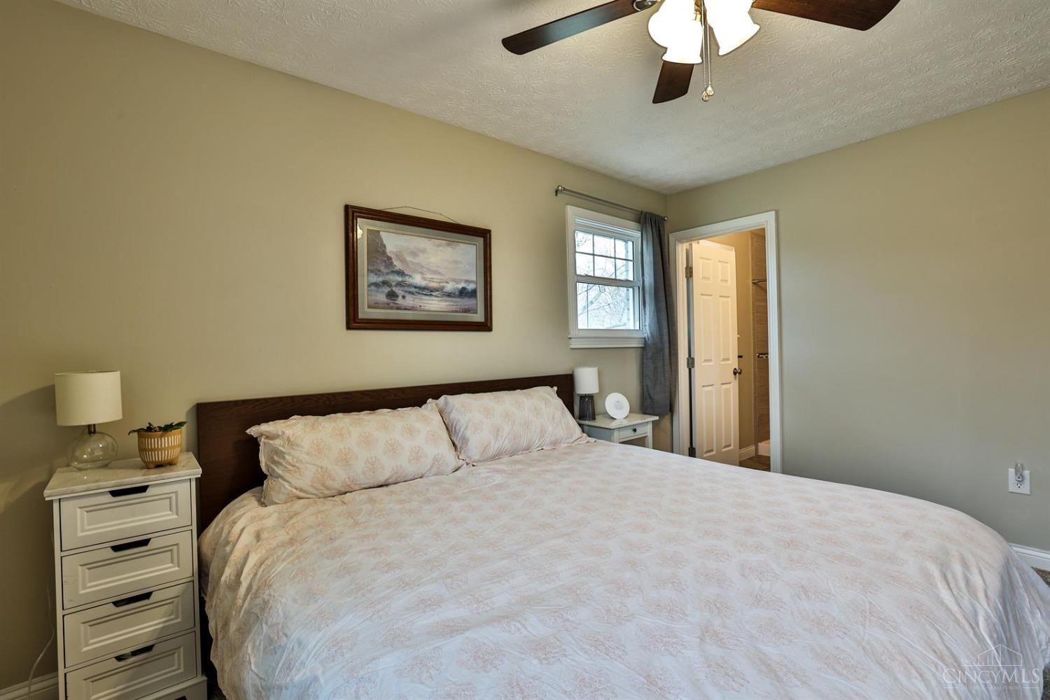 8283 Cox Road West Chester, OH 45069 - Photo 15 of 31 Gallery Image 15