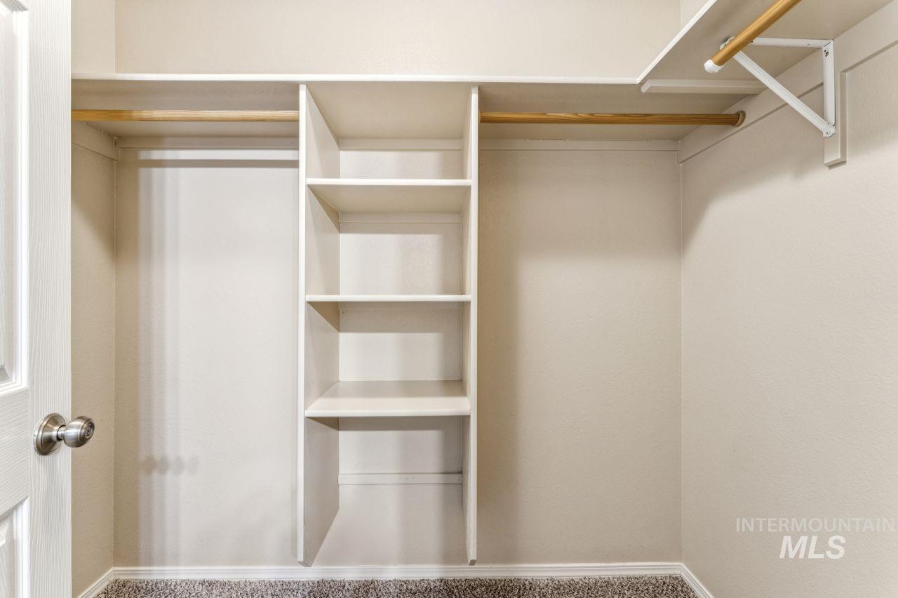 5410 Barkley Way Caldwell, ID 83607 - Photo 30 of 50 Walk in closet with carpet