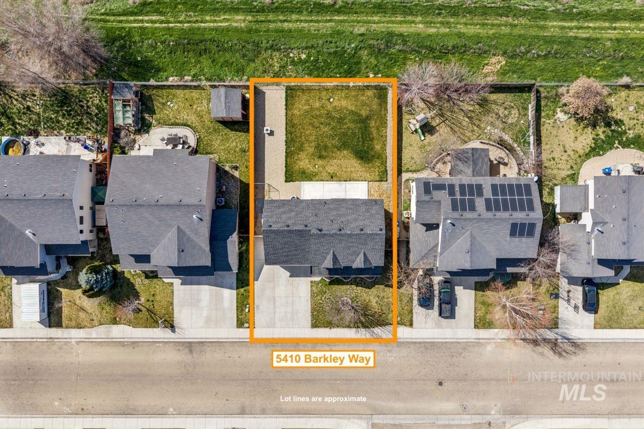 5410 Barkley Way Caldwell, ID 83607 - Photo 49 of 50 Aerial view of property and surrounding area with property parcel outlined