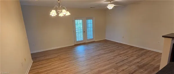 $1,350 | 2421 Eagle Creek Court, Winston-Salem, NC 27103