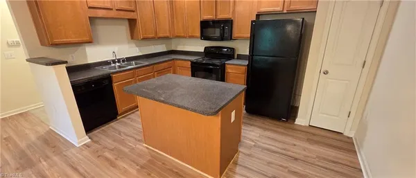 $1,350 | 2421 Eagle Creek Court, Winston-Salem, NC 27103