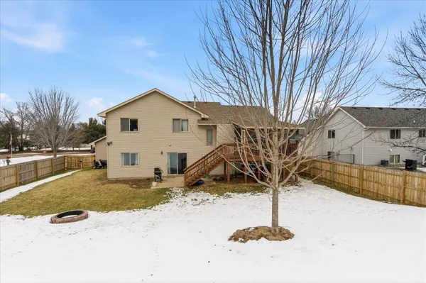 $420,000 | 701 East Beaver Street, Belle Plaine, MN 56011