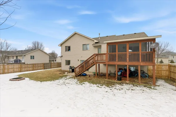 $420,000 | 701 East Beaver Street, Belle Plaine, MN 56011