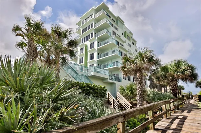 $5,000 | 2801 Hill Street, Unit 502, New Smyrna Beach, FL 32169