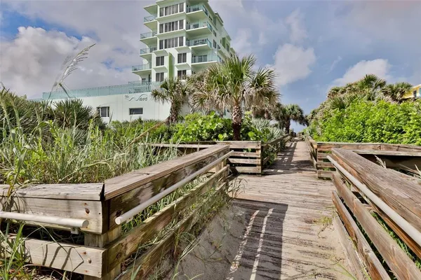 $5,000 | 2801 Hill Street, Unit 502, New Smyrna Beach, FL 32169
