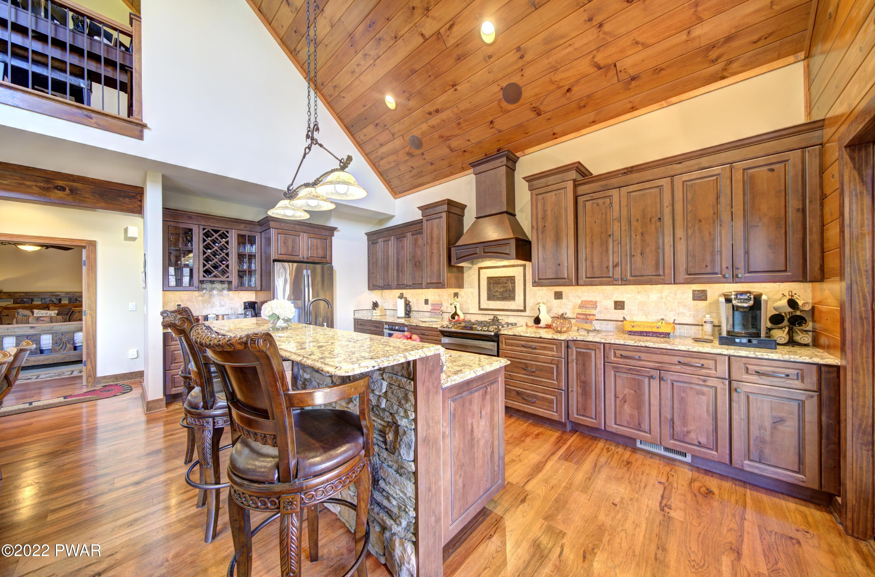 234 Lennon Road Greentown, PA 18426 - Photo 9 of 53 Kitchen