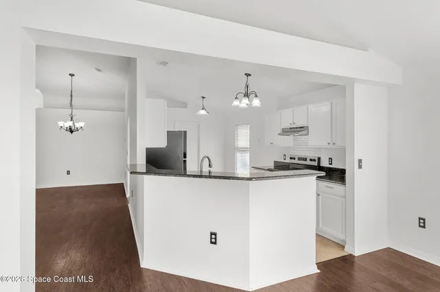 $2,500 | 4426 Four Lakes Drive, Melbourne, FL 32940