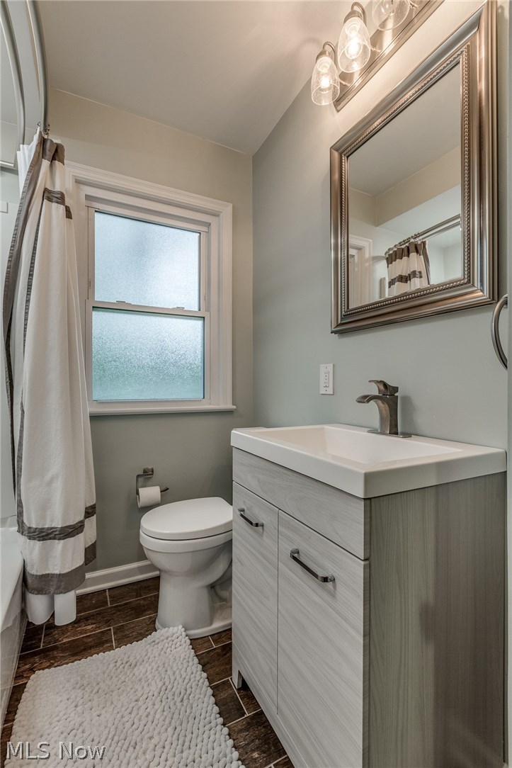 943 Richmond Road Cleveland, OH 44124 - Photo 14 of 34 Gallery Image 14