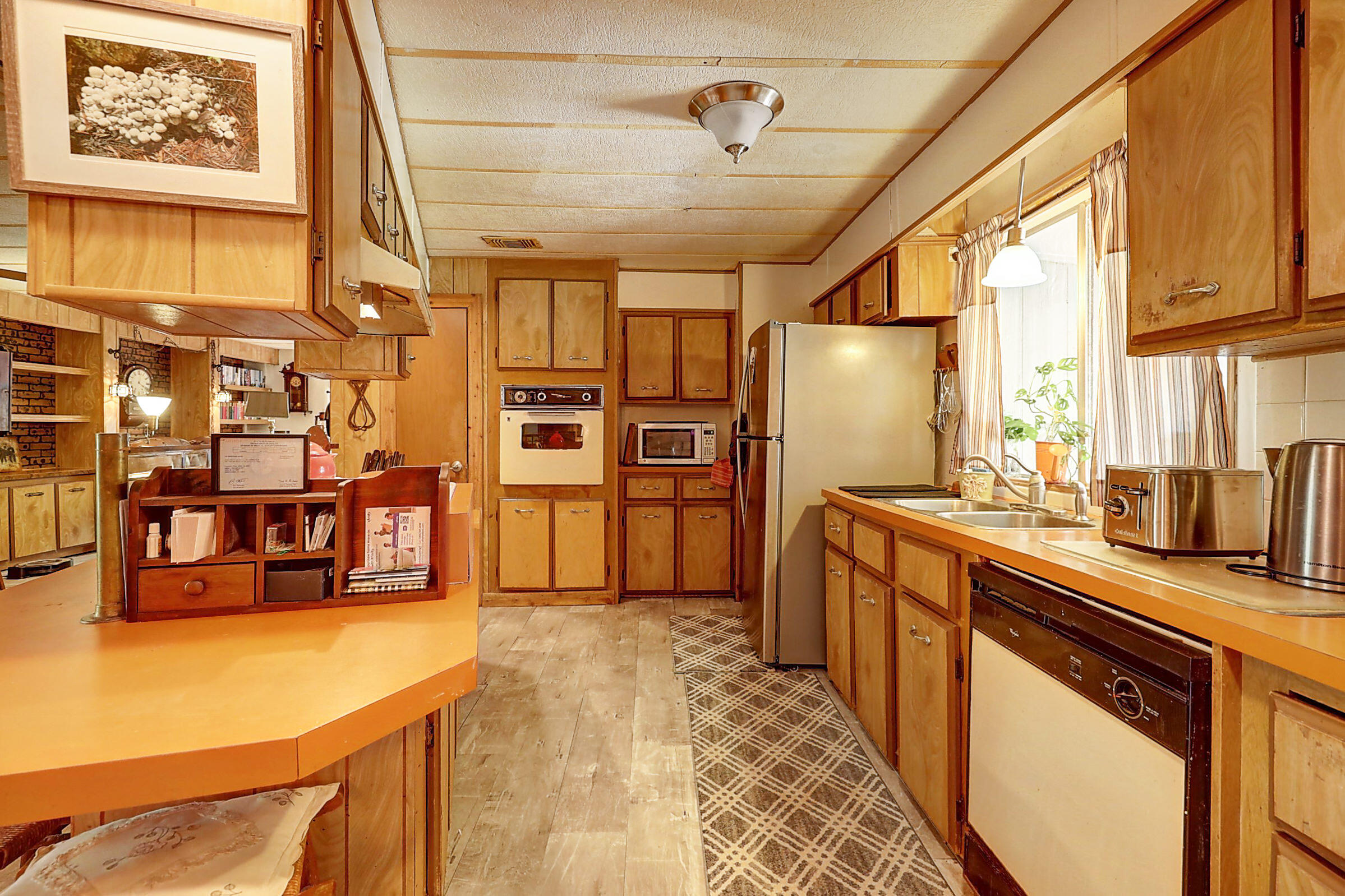 10004 Highway 441 Okeechobee, FL 34974 - Photo 19 of 50 Kitchen