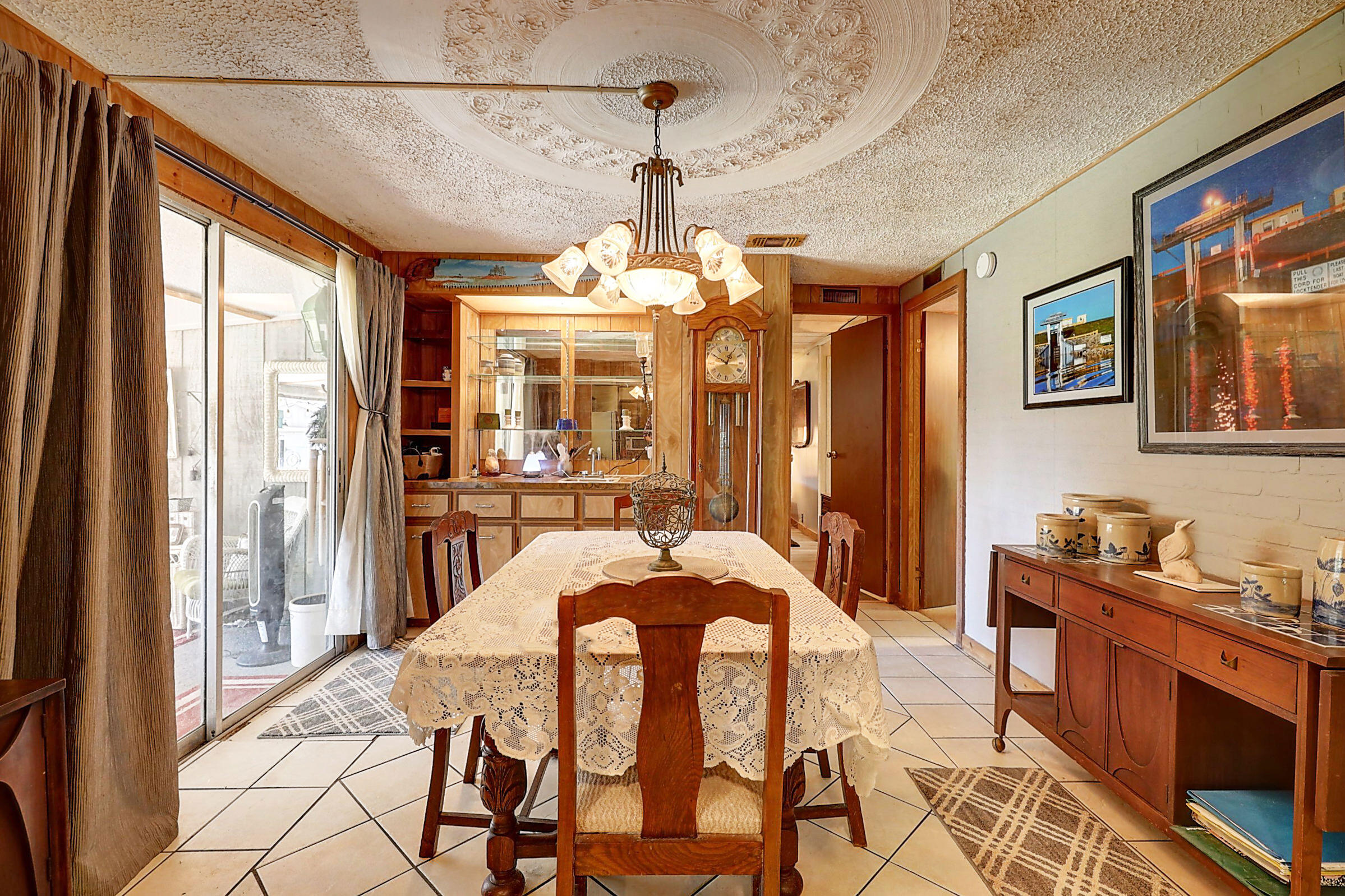 10004 Highway 441 Okeechobee, FL 34974 - Photo 22 of 50 Dining