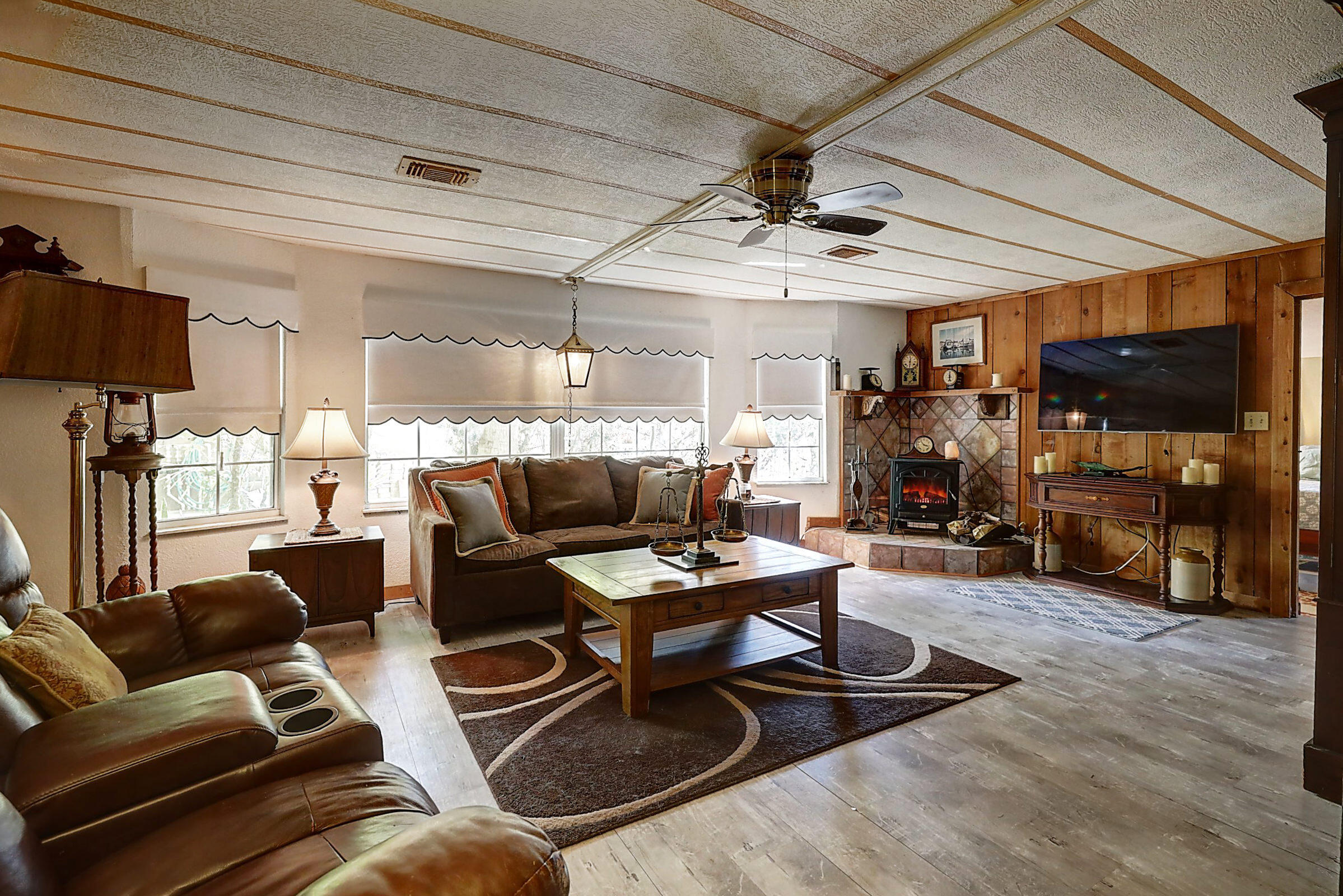 10004 Highway 441 Okeechobee, FL 34974 - Photo 9 of 50 Family