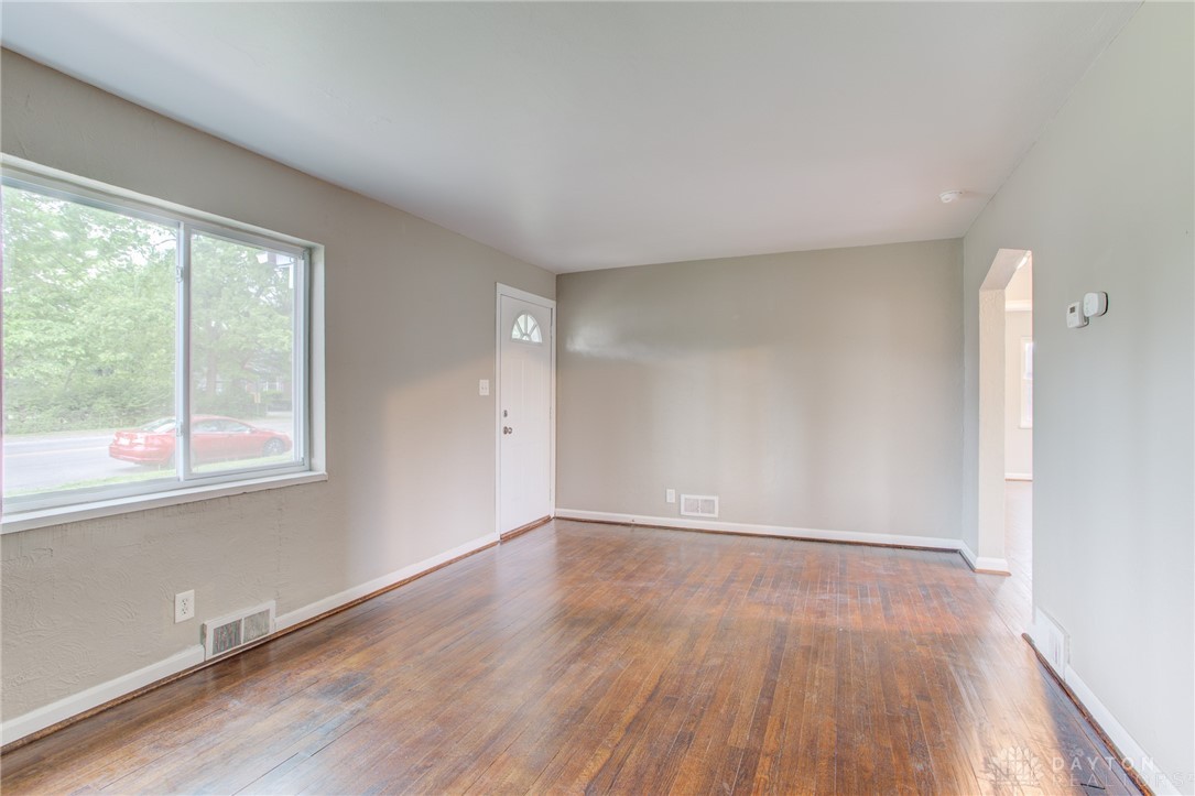 321 East Nottingham Road Dayton, OH 45405 - Photo 14 of 45 Gallery Image 14
