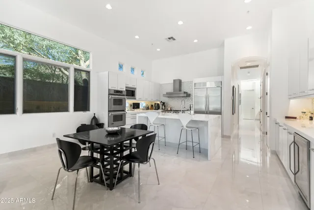 $1,800,000 | 14437 East Wethersfield Road, Scottsdale, AZ 85259