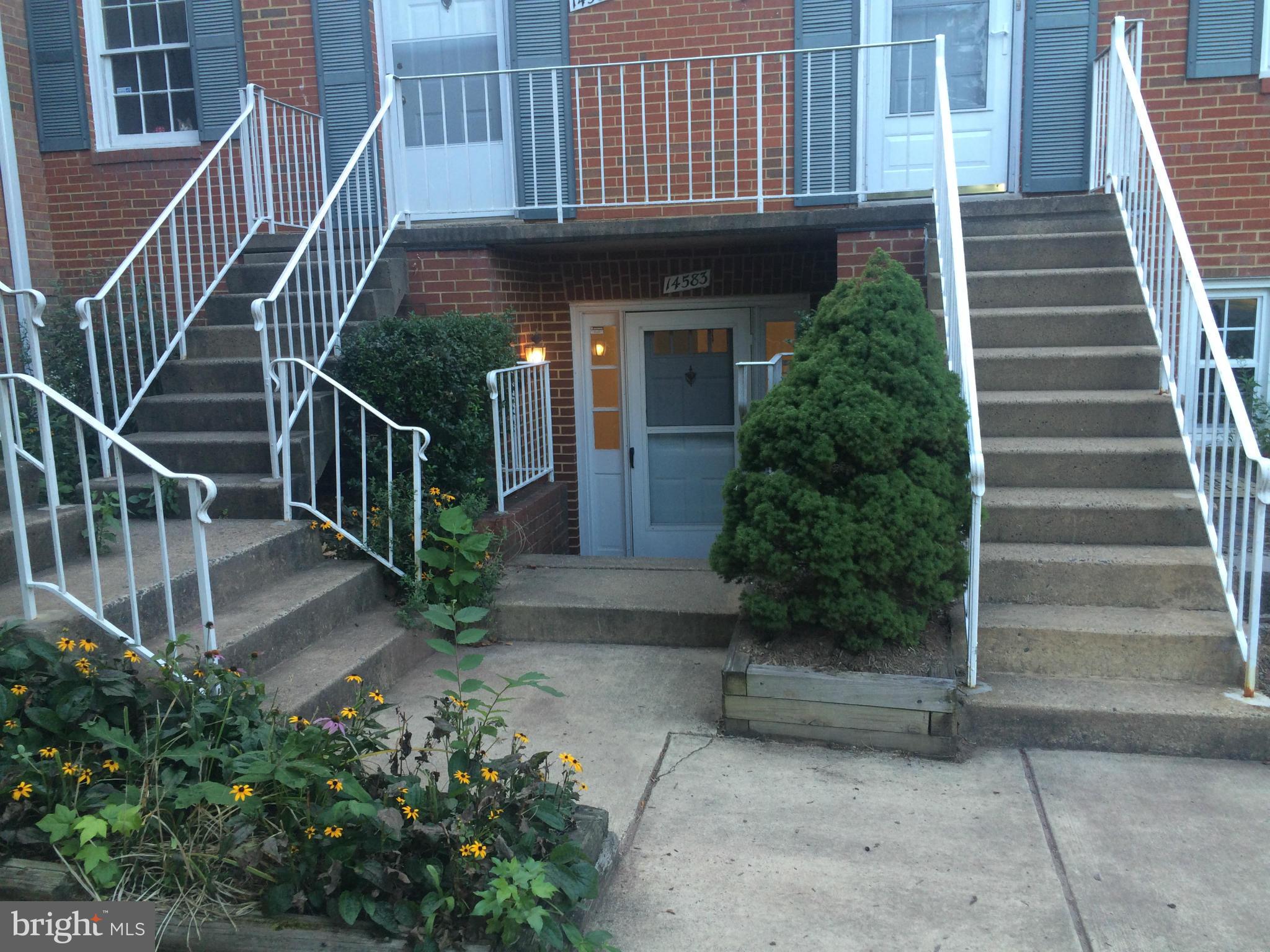 14583 Golden Oak Road, Unit 14583 Centreville, VA 20121 - Photo 1 of 14 Exterior (Front)