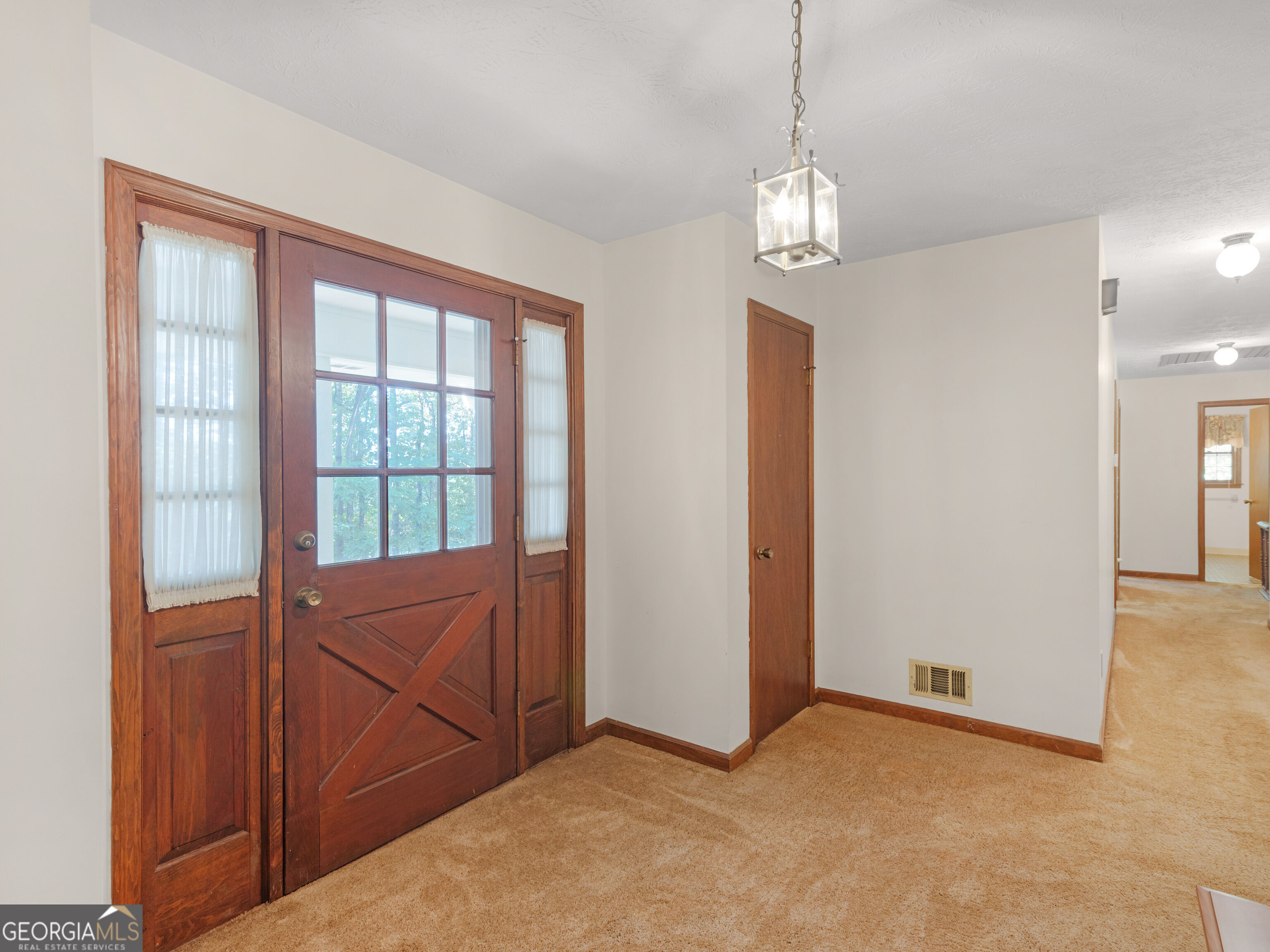 1038 Jodeco Road Stockbridge, GA 30281 - Photo 9 of 48 Gallery Image 9