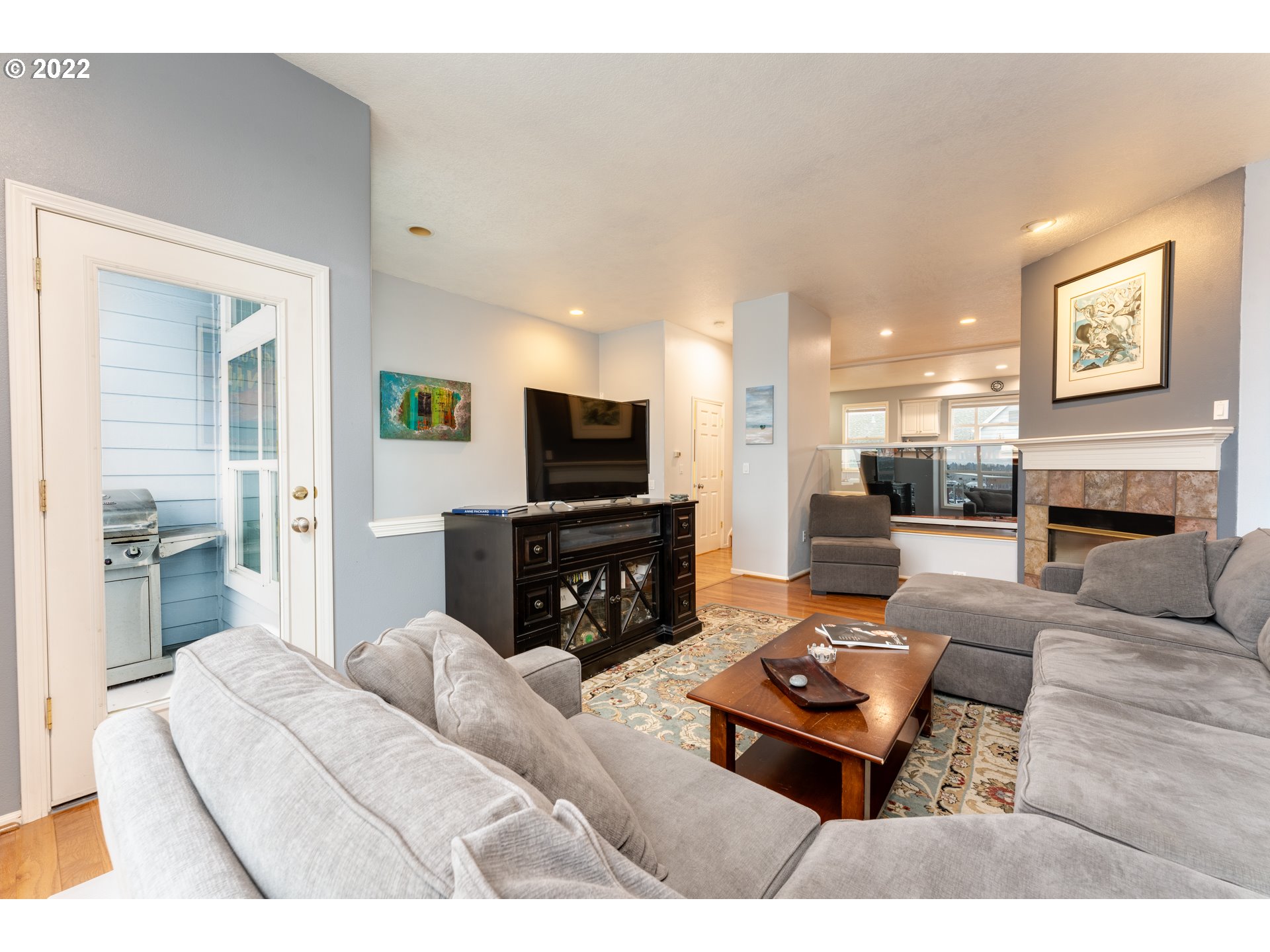 536 Northeast Bridgeton Road Portland, OR 97211 - Photo 11 of 28