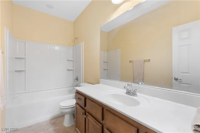 $418,000 | 11410 Belmont Lake Drive, Unit 102, Las Vegas, NV 89135