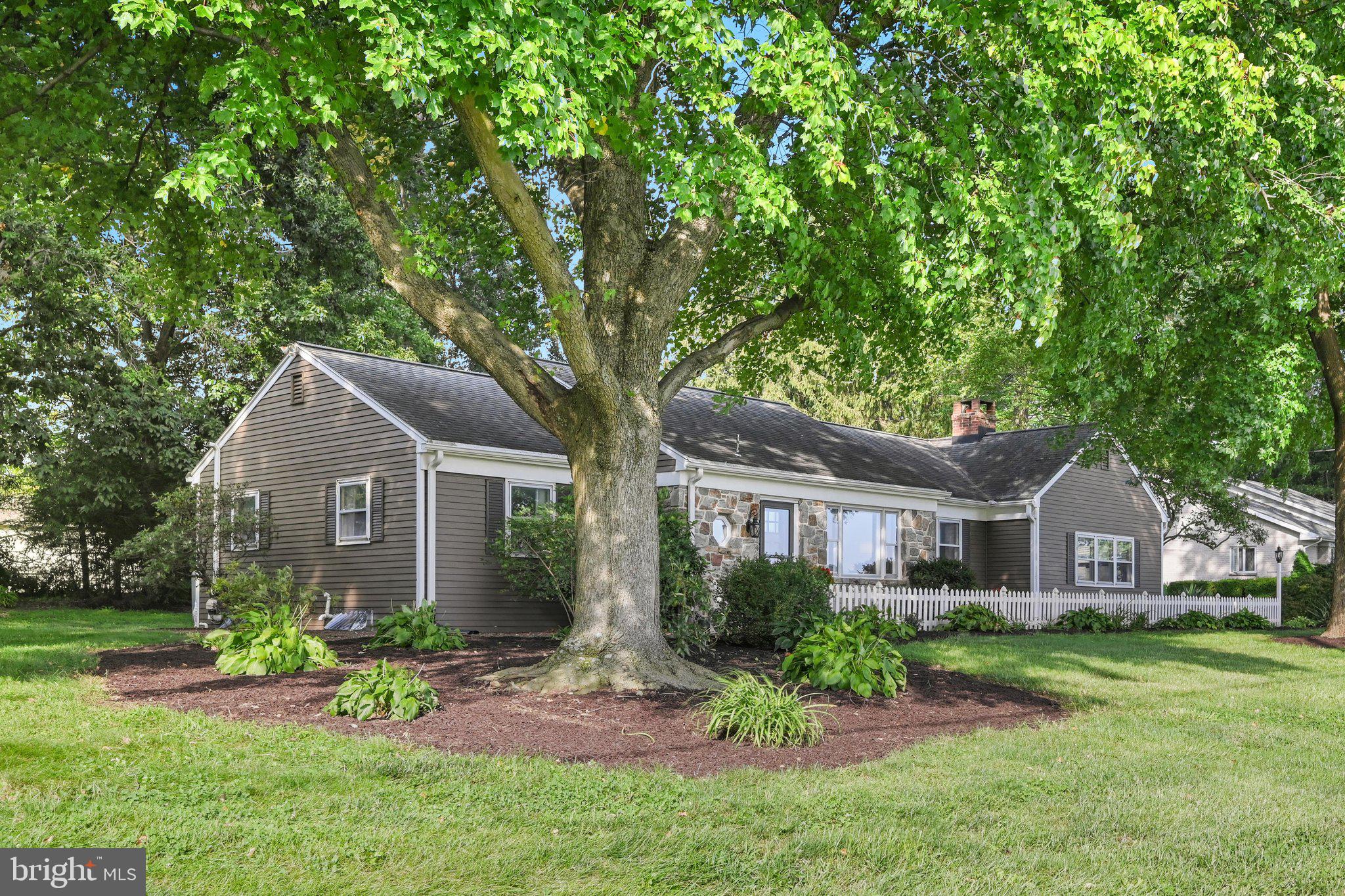 4075 Nolt Road Mount Joy, PA 17552 - Photo 7 of 46 Exterior Front