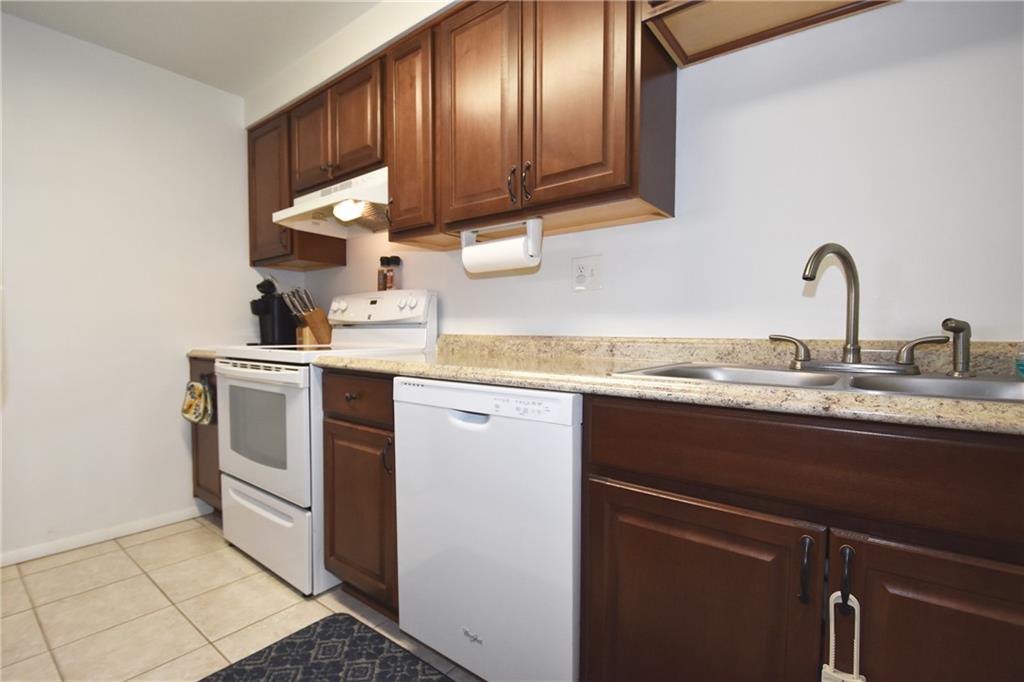 2467 Brook Ledge Road, Unit 22B Bridgeville, PA 15017 - Photo 8 of 22 Gallery Image 8