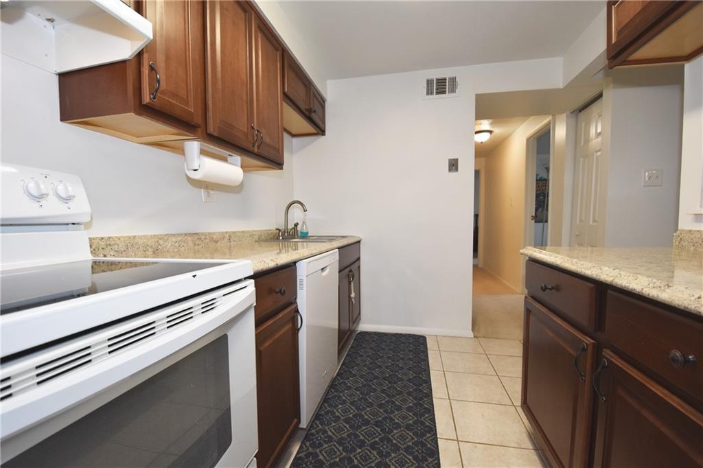 2467 Brook Ledge Road, Unit 22B Bridgeville, PA 15017 - Photo 9 of 22 Gallery Image 9