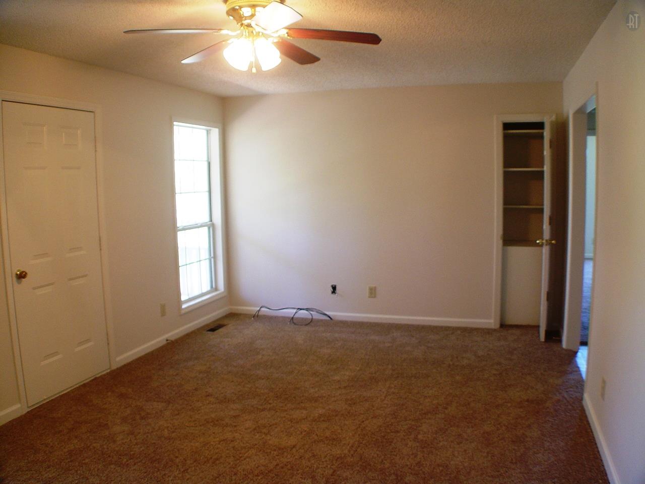 1537 Shores Road Goodspring, TN 38460 - Photo 4 of 10