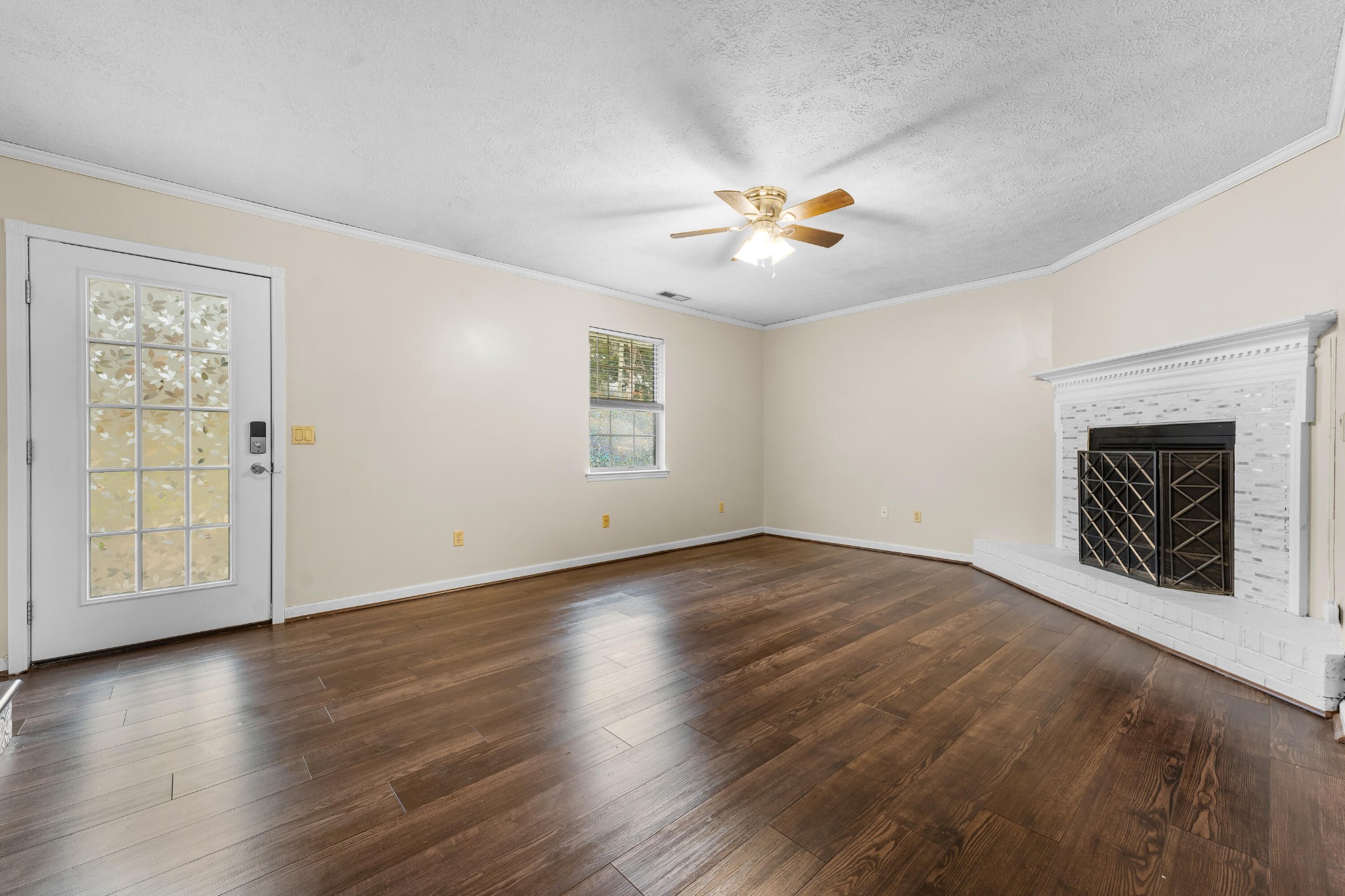 1218 Gunbarrel Road Chattanooga, TN 37421 - Photo 3 of 23