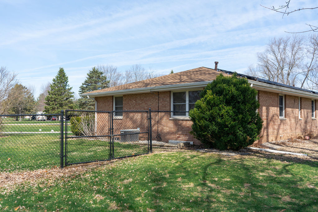 7426 West Lancaster Road Peoria, IL 61607 - Photo 49 of 51