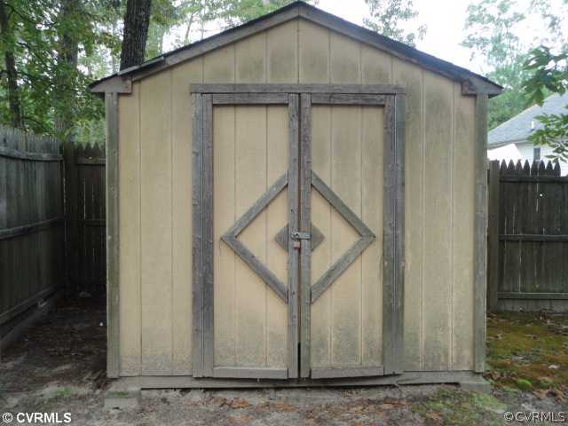 9305 Hunters Trail Road Petersburg, VA 23803 - Photo 15 of 15 Storage