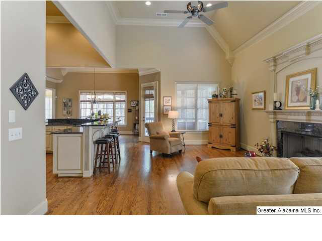 125 Glengerry Drive Pelham, AL 35124 - Photo 4 of 32