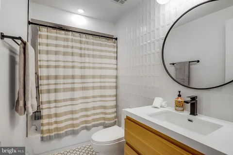 $1,950,000 | 5119 45th Street Northwest, Washington, DC 20016
