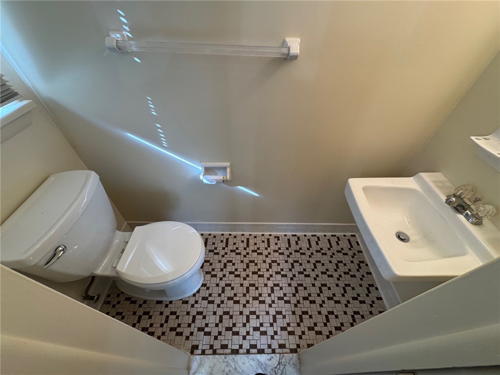 16 Summit Street Perinton, NY 14450 - Photo 18 of 49 First Floor 1/2 Bath