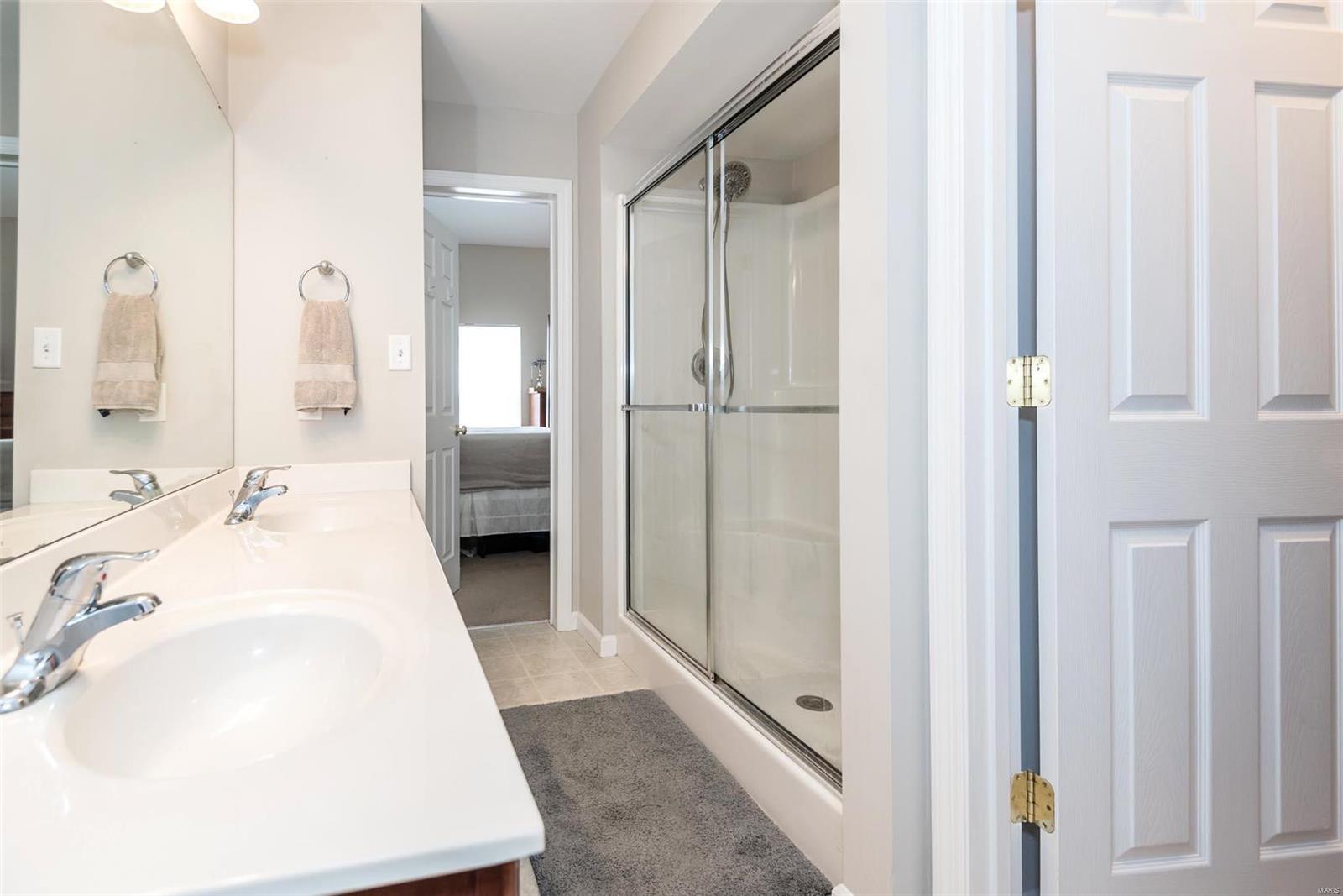 9732 Crayford Road, Unit 5H St. Louis, MO 63123 - Photo 20 of 28 Gallery Image 20