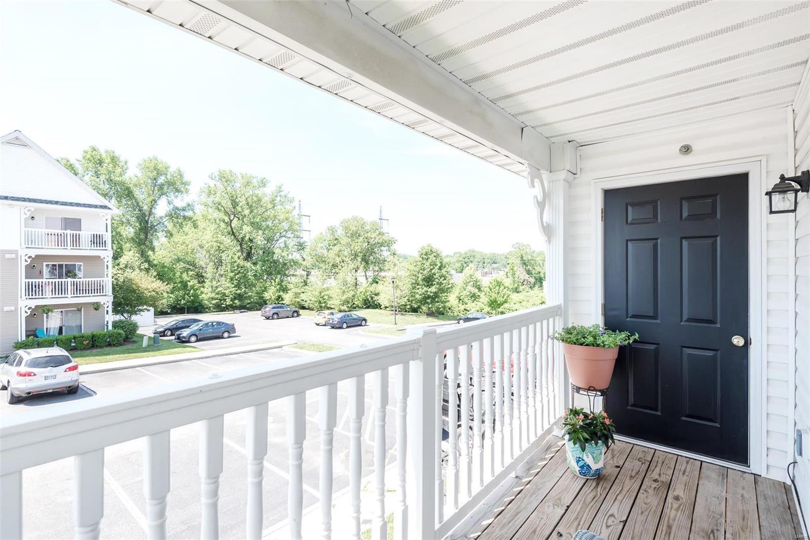 9732 Crayford Road, Unit 5H St. Louis, MO 63123 - Photo 25 of 28 Gallery Image 25