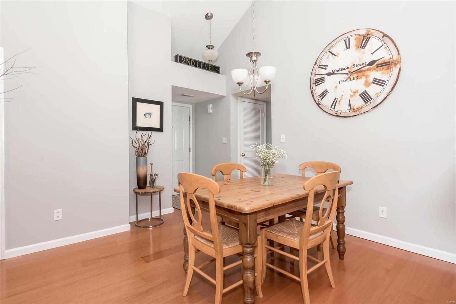 9732 Crayford Road, Unit 5H St. Louis, MO 63123 - Photo 8 of 28 Gallery Image 8