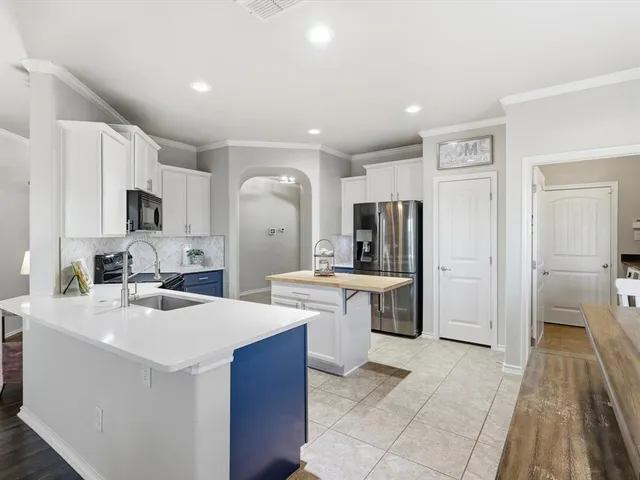 $359,000 | 11056 Erinmoor Trail, Fort Worth, TX 76052