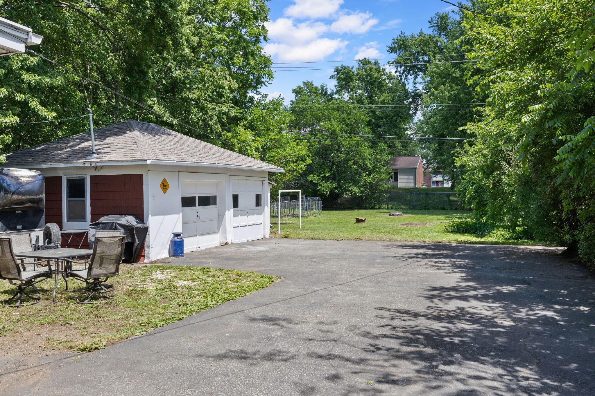 2920 George Street La Crosse, WI 54603 - Photo 11 of 17 Garage