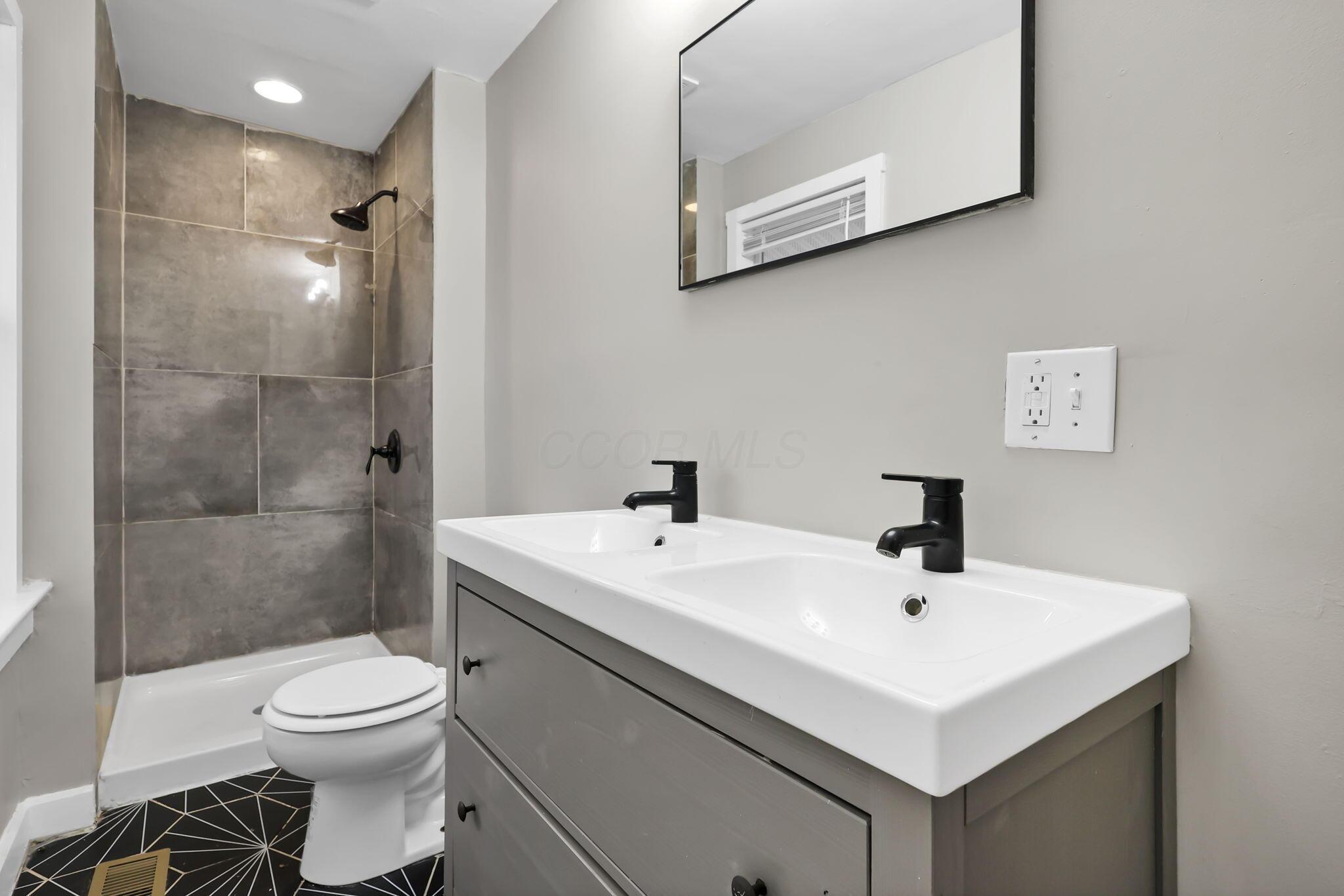 1318 Lockbourne Road Columbus, OH 43206 - Photo 34 of 53