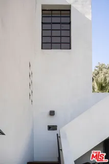 $2,749,000 | 2890 Durand Drive, Los Angeles, CA 90068