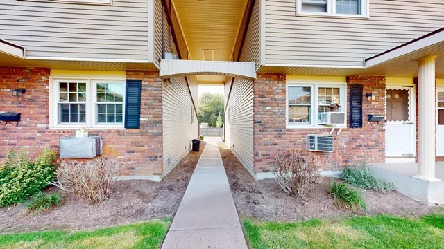 $229,900 | 420 Main Street, Unit 71, Agawam, MA 01001