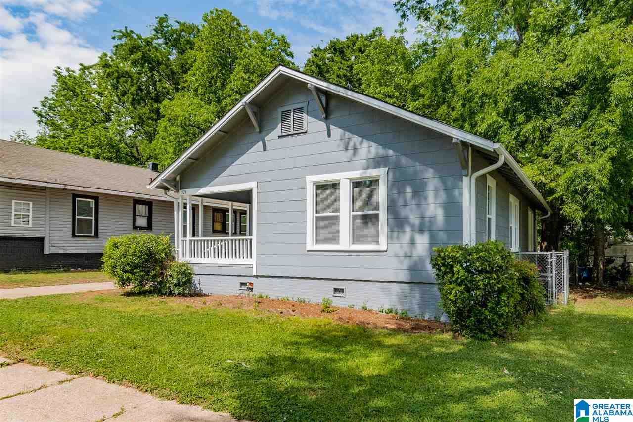 1229 15th Way Southwest Birmingham, AL 35211 - Photo 3 of 26