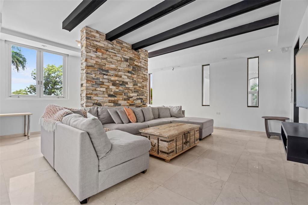 7 La Roca Street Guaynabo, PR 00965 - Photo 9 of 28 Gallery Image 9