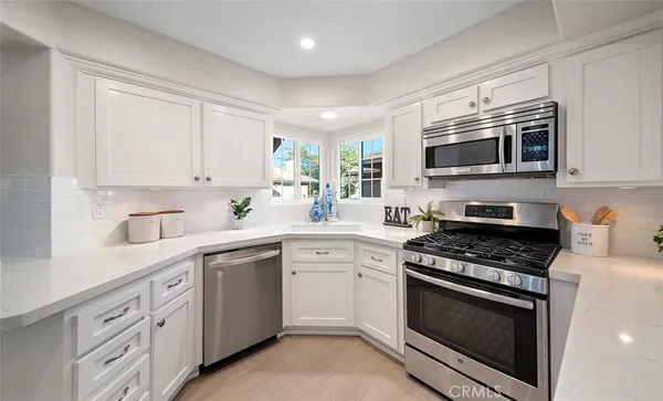 $750,000 | 411 South Rosemary Lane, Anaheim Hills, CA 92808