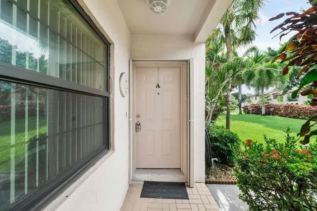 $259,000 | 21452 Juego Circle, Unit 31A, Boca Raton, FL 33433