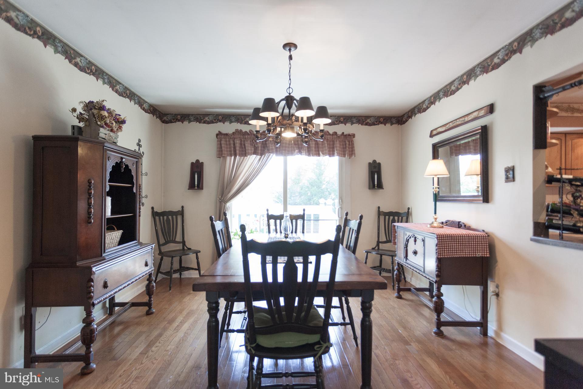 807 Hanford Road Fairless Hills, PA 19030 - Photo 8 of 32 Dining Room